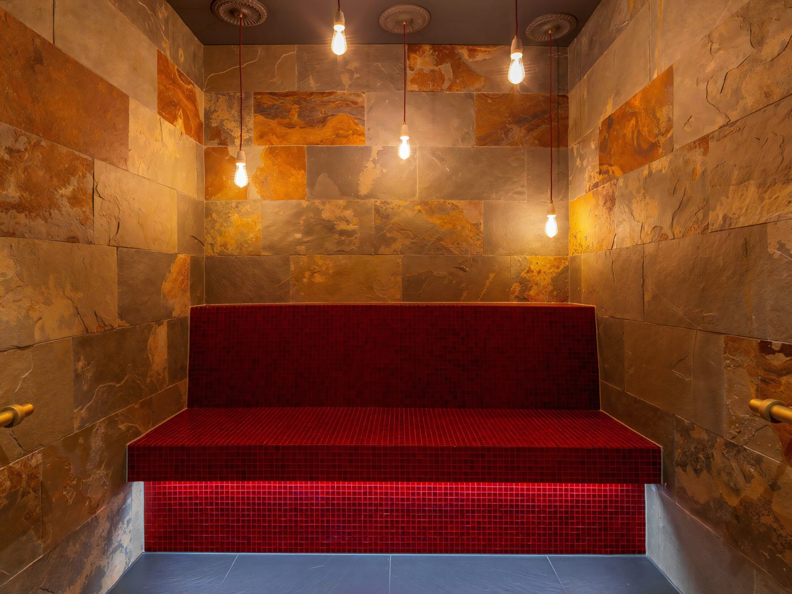 Lamparts Val Lumnezia Guesthouse & Country Club